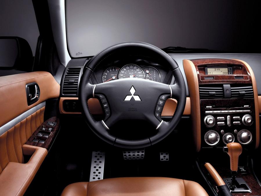 Mitsubishi Galant by RPM 2009 года  (фото 2 из 5)